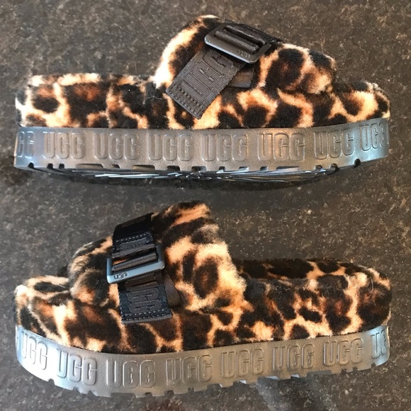 New UGG Fluffita Panther Print Slippers, Leopard Print Slides, Caramel Slip Ons - Picture 8 of 16